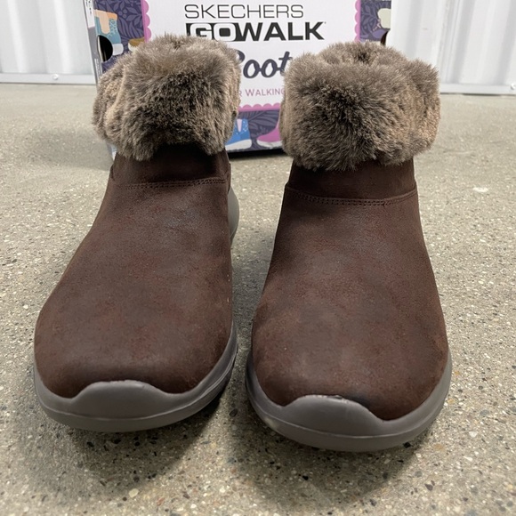 Skecher On-the-GO Joy Sherpa Lined Ankle Boots Happily Cozy - chocolate size 10 - Picture 4 of 16